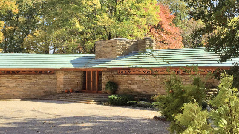 Kentuck Knob entrance in autumn