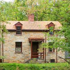 Lockhouse 10 Canal Quarters