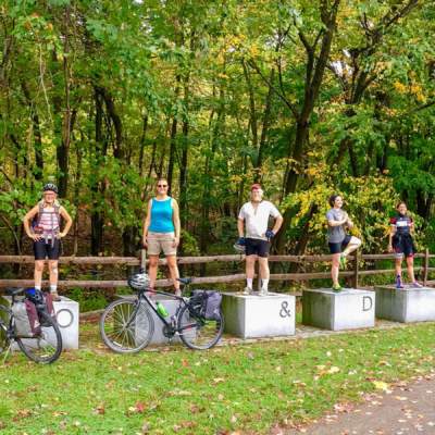 Cyclists at Mason Dixon Line