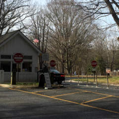 Booth at entrance of Great Falls Park parking lot